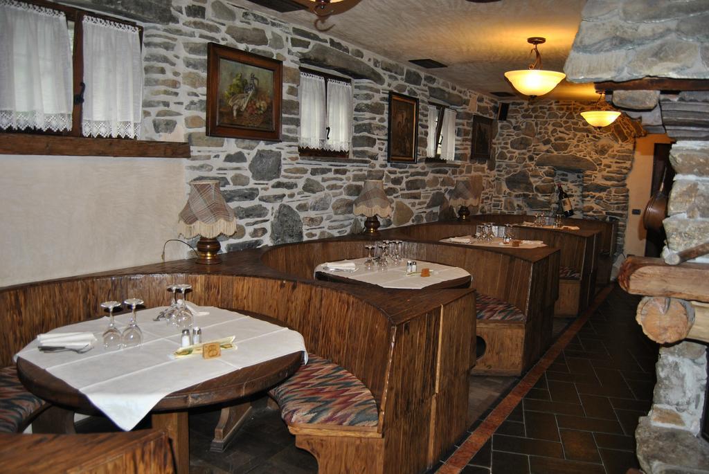 Casa Vacanza La Rocca Chiesa in Valmalenco Extérieur photo