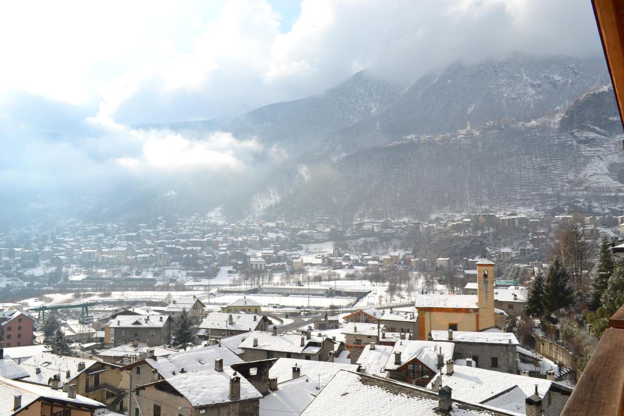 Casa Vacanza La Rocca Chiesa in Valmalenco Extérieur photo